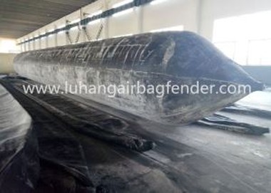 1.8m X 15m Dock ak lanse bato ak veso kawotchou èrbag Nan chantye Agentina